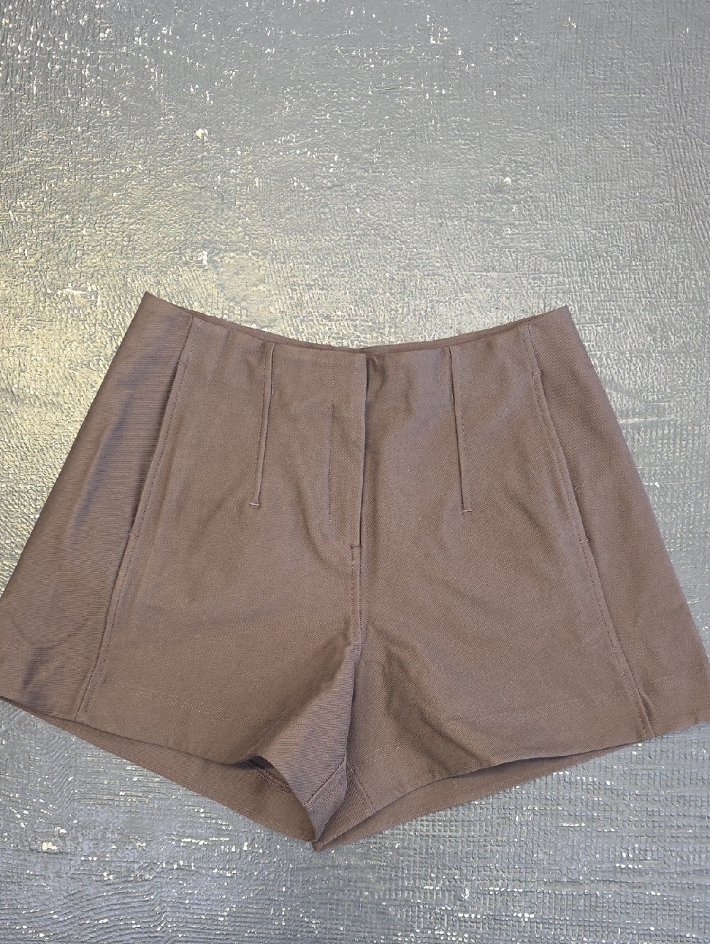 lululemon athletica High-Waist Shorts in Brown
